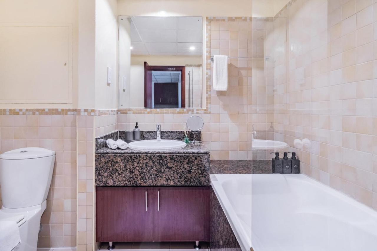 Appartamento Beachfront - Large Studio In Jbr Rimal 4 Dubai Esterno foto